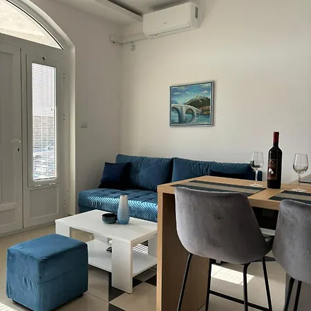 Apartment Vico *