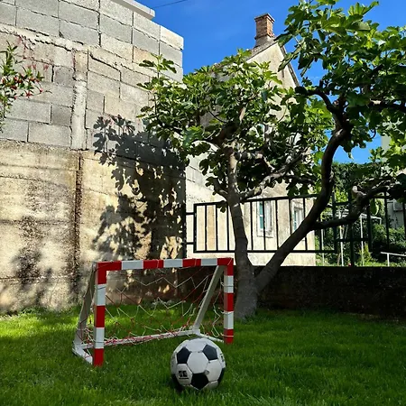 Apartment Vico *