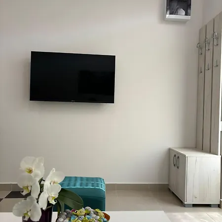 Vico Apartment *